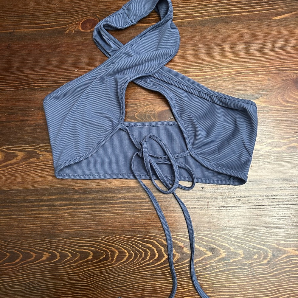 SHEIN Blue Halter Crop Top